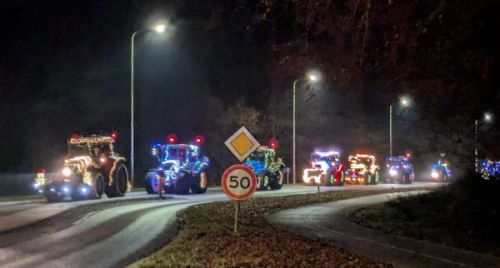 Verlichte Trekkers door Luttelgeest.